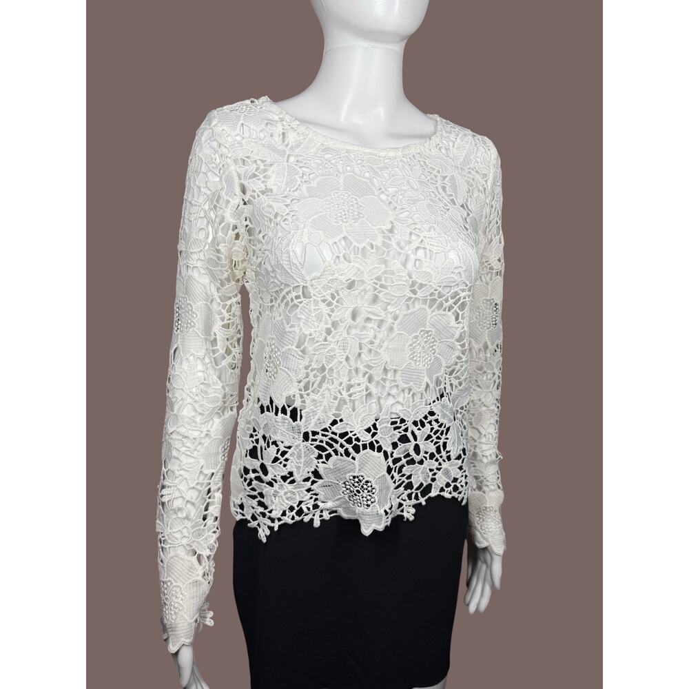 Divided H&M White Floral Lace Eyelet Blouse Size 8